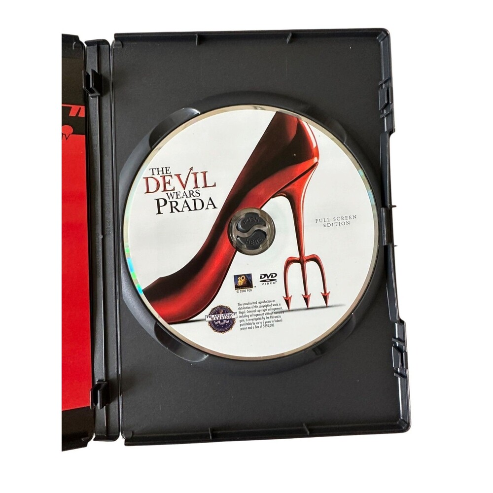 The Devil Wears Prada DVD Full Screen Meryl Streep Anne Hathaway - Picture 3 of 3